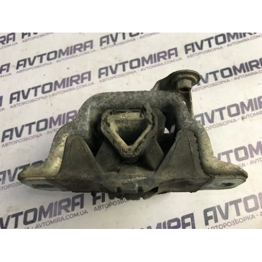 Подушка (опора) двигуна ліва Fiat Punto 2005-2018 1.3JTD 071A23611